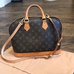 LV Alma MM